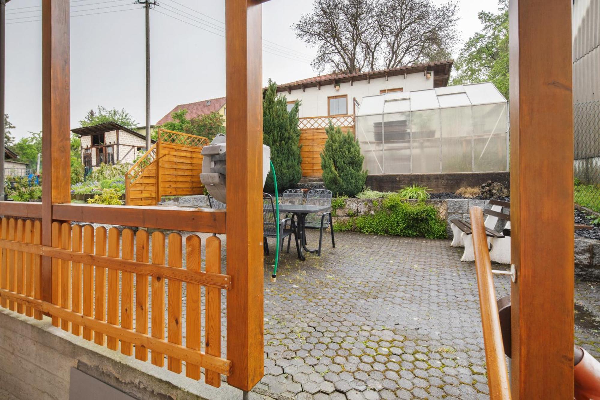 Haus Doris Villa Bad Urach Exterior foto